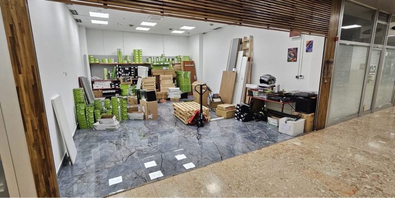 lokal-soping-centar-precko-prvi-lokal-stepenica-1-katu-slika-277889523